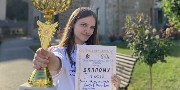 Poslastičarska magija Milice Vile zasenila sve na “Gastrofestu” u Ljuboviji