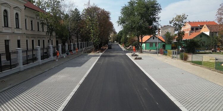 Gradonačelnica Mitrović: Unapređujemo putnu infrastrukturu, podižemo kvalitet života građana