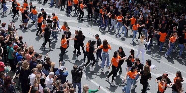 Gradonačelnica prisustvovala maturantskom plesu: Maturanti su budućnost i ponos Vršca!
