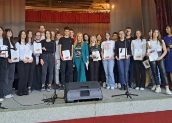 Vršačka Gimnazija proslavila Dan škole i školsku slavu Svetog Ćirila i Metodija