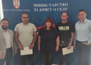Kuća na selu za još dve porodice u Plandištu