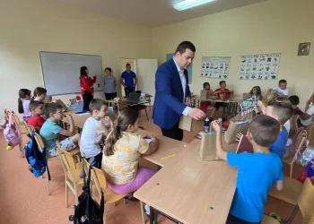 Plandište: Edukativna radionica za najmlađe, bezbedno učešće u saobraćaju