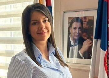 Predsednica opštine Alibunar Zorana Bratić glasala u Seleušu