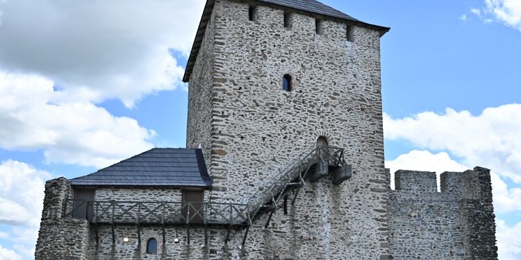 Gradski muzej Vršca: Radno vreme Kule i Apoteke na stepenicama tokom narednih toplotnih dana