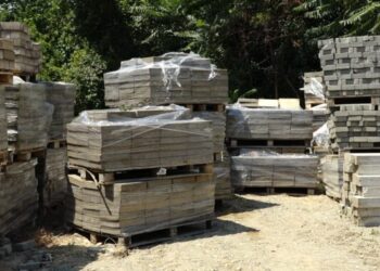 Stari behaton i kamene prizme iz Glavne ulice biće upotrebljene za popločavanje javnih površina