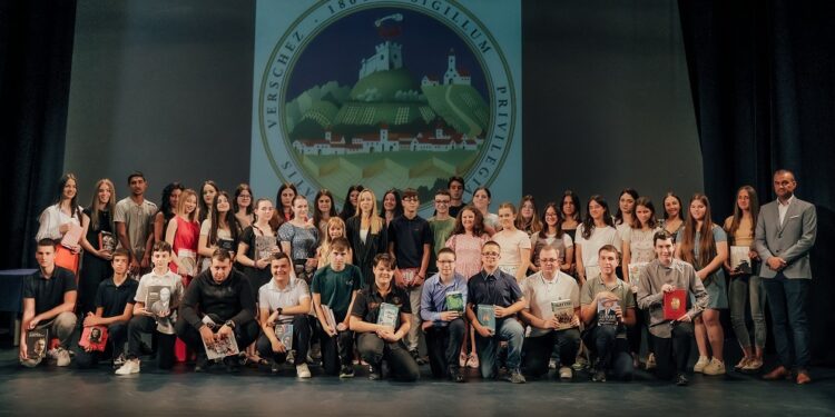 Gradonačelnica Vršca: Čast mi je što se nalazim u ovakvom društvu