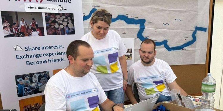 Vrščani na Dunavskom festivalu u Ulmu