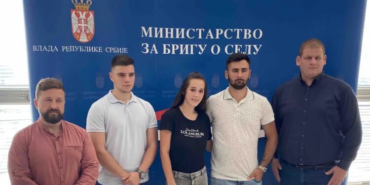 Plandište: Kuća na selu za još dve porodice