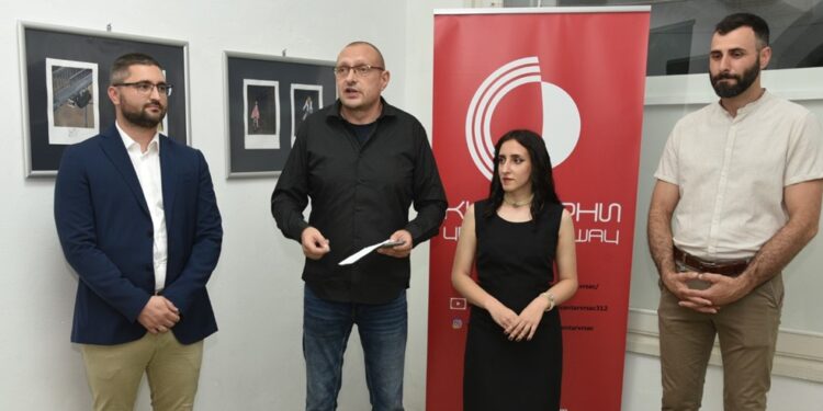 Kulturni centar Vršac: Otvorena izložba “Tonight we are Young” Ane Šebešćan