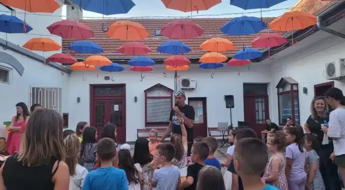 Nastupom popularnih „Haos animatora“ završeno još jedno „Leto u parku“