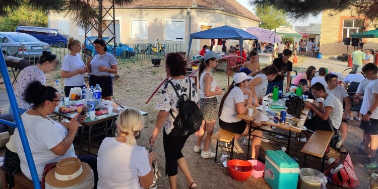 Ekipa lovaca iz Vojvodinaca skuvala najbolji gulaš