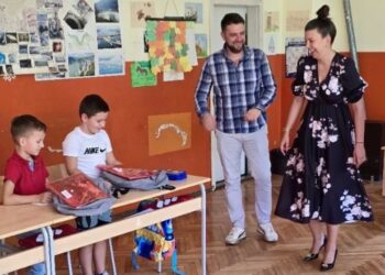 Opština Alibunar za đake prvake obezbedila rančeve i neophodan školski pribor