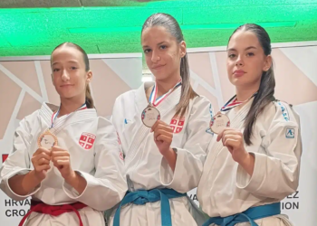 Bronzana medalja za kata tim Srbije, Tamara, Anđela i Gordana osvojile novu medalju