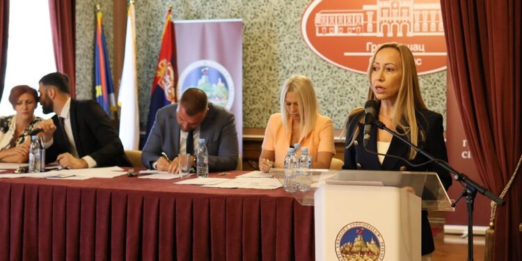 Veliki uspeh vršačke vlasti: Drastično smanjenje javnog duga rezultat za poštovanje