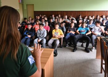 Edukativne aktivnosti u okviru projekta „Revitalizacija livadskih i stepskih staništa radi očuvanja biodiverziteta Vršačkih planina“