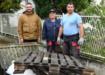 Opričić proveo deo radnog dana sa radnicima „Drugog oktobra“