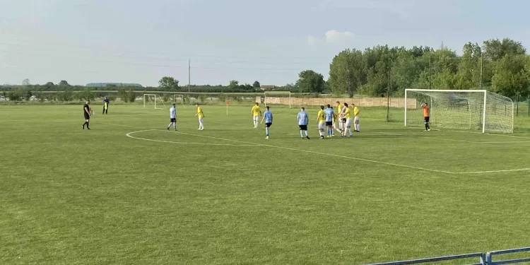 Sloga dočekuje Potporanj, derbi u Velikoj Gredi