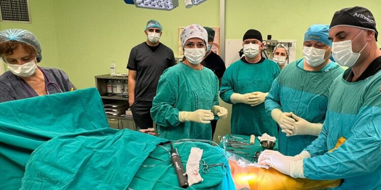 Iz ugla pacijenta: Prva artroskopska operacija kolena uspešno izvedena u Vršcu