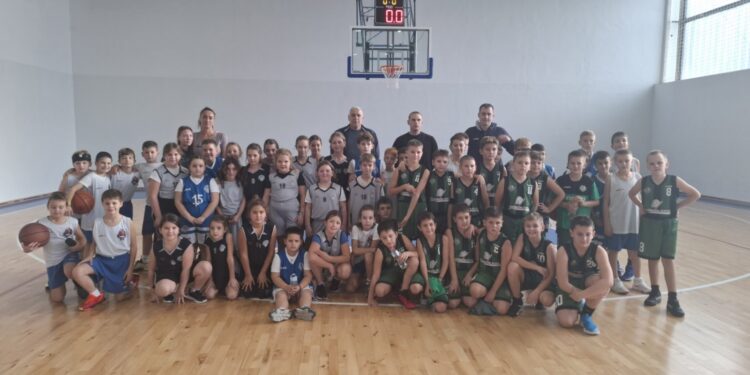 Prvi zvanični turnir Mini basket lige za dečake 2014/15 odigran u Vršcu