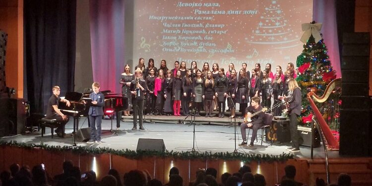 Tradicionalni Novogodišnji koncert Muzičke škole propraćen ovacijama