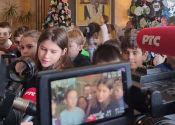 Vršačka deca promovisala manifestaciju „Praznične đakonije“
