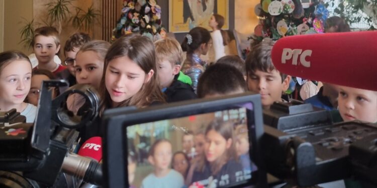 Vršačka deca promovisala manifestaciju „Praznične đakonije“