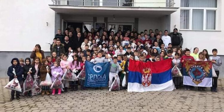 Plandište: Humanitarna akcija prikupljanja novogodišnjih paketića za decu Kosova i Metohije