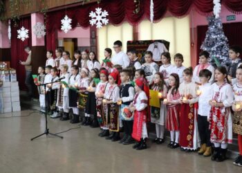 Praznik zimskih koleda u OŠ „Mladost“ u Vršcu