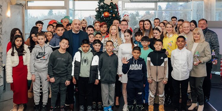 Grad Vršac i privrednici darovali mališane bez roditeljskog staranja