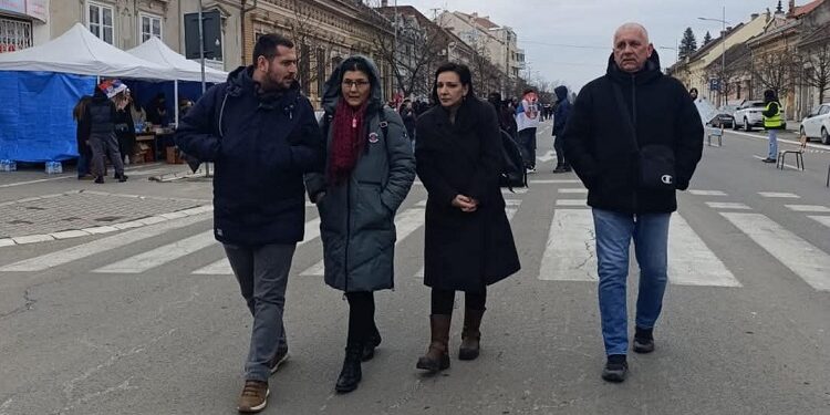 Baba Anujka se u Vršcu izvinjavala za propast, Rakićka i Matić tugu leče alkoholom