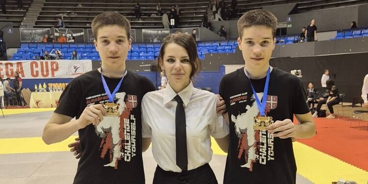Pregršt medalja i ekipno prvo mesto za vršačke juniore na tekvondo Omega turniru