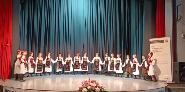 Plandište: Sjajan nastup recitatora na smotri u Sečnju