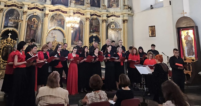 Hor „Sveti Teodor Vršački“ održao svečani koncert