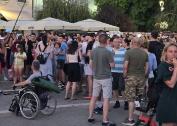 Vršački blokaderi u pokušaju brutalno izvređali vinare