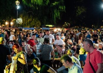 Vrščani kulturom i pristojnošću odgovorili kontejner blokaderima