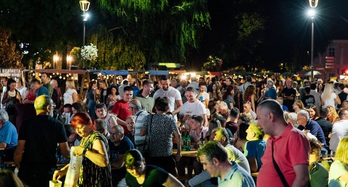 Vrščani kulturom i pristojnošću odgovorili kontejner blokaderima