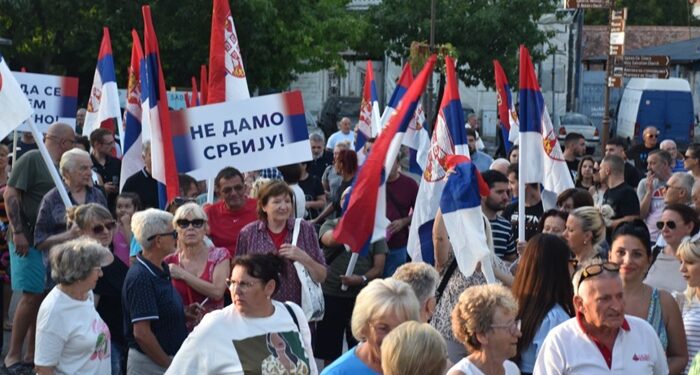 Više od 700 Vrščana na skupu „Građani protiv blokada“