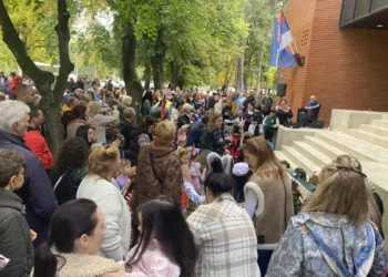 Plandište: Defile pod maskama u organizaciji predškolske ustanove