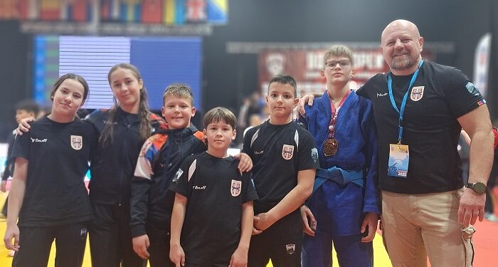 Tri zlata za vršačku Lokomotivu u Mostaru