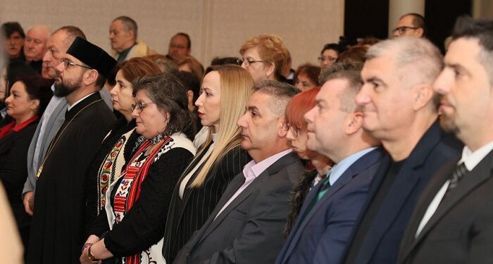 U Vršcu održan svečani Gala koncert Nacionalnog saveta Rumuna u Srbiji