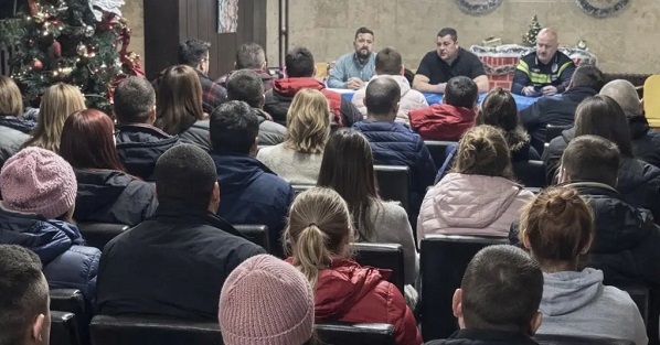 Plandište: Počela podela auto sedišta, bezbednost dece na prvom mestu