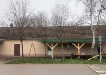 Radovi na zgradi Mesne zajednice Dobričevo