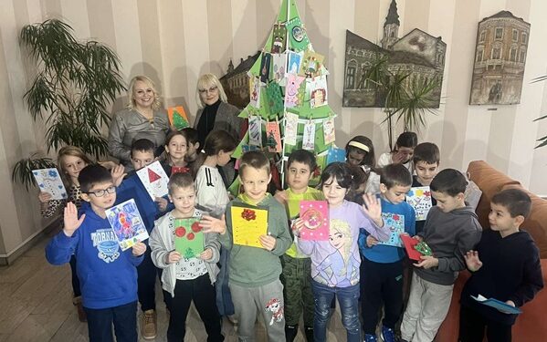 TO Vršac: Na likovni konkurs stiglo 540 radova, nagrade na Prazničnim đakonijama