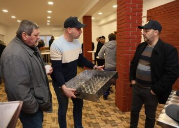 Održana prezentacija pčelarske opreme za članove Udruženja „Pčelar Vršac“