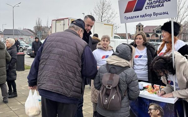 Aktivisti SNS Vršac na terenu: Veliko interesovanje građana