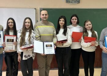 Prvo mesto za đake iz Gudurice na međunarodnom takmičenju „Democracy2go“