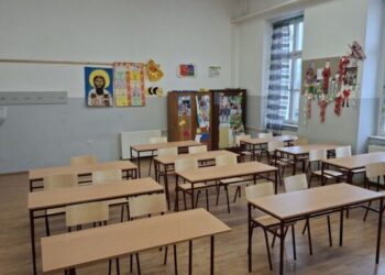 Opština Bela Crkva tokom zimskog raspusta obnovila nameštaj u dve škole