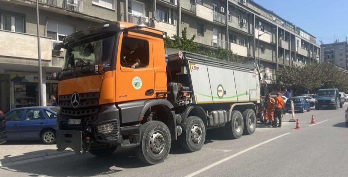 Radovi na sanaciji kolovoza u Vršcu: U toku popravka oštećenja, uskoro i krpljenje udarnih rupa