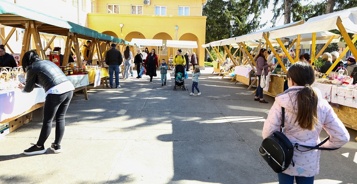 Uskršnja magija na ulicama Alibunara