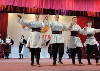 U Alibunaru održana opštinska smotra dečijeg folklornog stvaralaštva